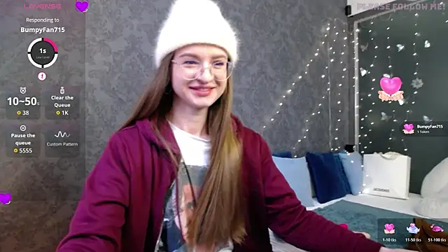 Snapshot of KateJonson chatting on February 5, 8:19 am KateJonson online show from February 5, 8:19 am