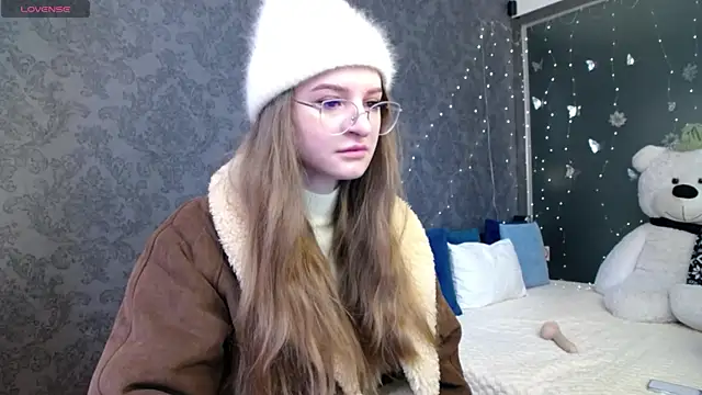 Snapshot of KateJonson chatting on February 26, 7:40 am KateJonson online show from February 26, 7:40 am