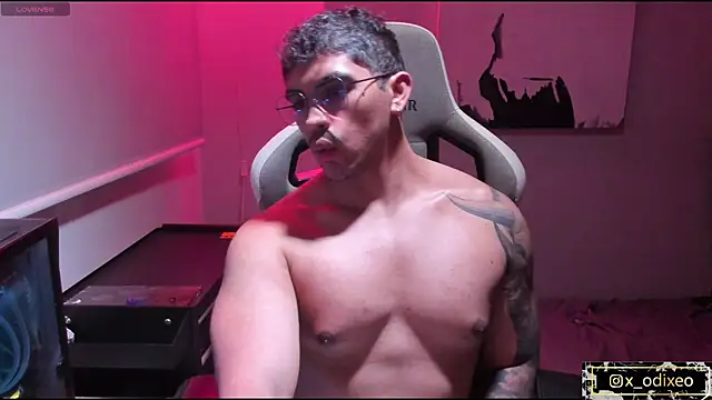 x-odixeo online show from December 5, 1:36 am