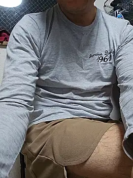 munyunu online show from February 19, 7:10 pm