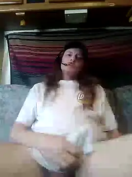 truckerlove69 online show from March 14, 4:09 pm