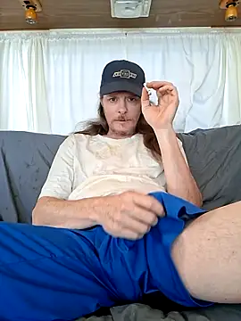 truckerlove69 online show from April 21, 3:39 pm