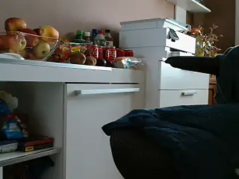 Snapshot of suedel65 chatting on March 17, 1:18 pm suedel65 online show from March 17, 1:18 pm