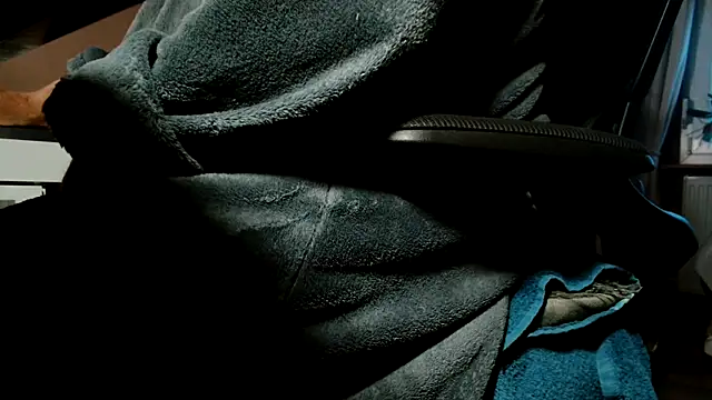 Snapshot of suedel65 chatting on September 22, 5:20 am suedel65 online show from September 22, 5:20 am