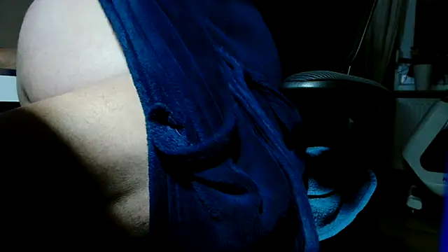 Snapshot of suedel65 chatting on September 28, 3:34 am suedel65 online show from September 28, 3:34 am