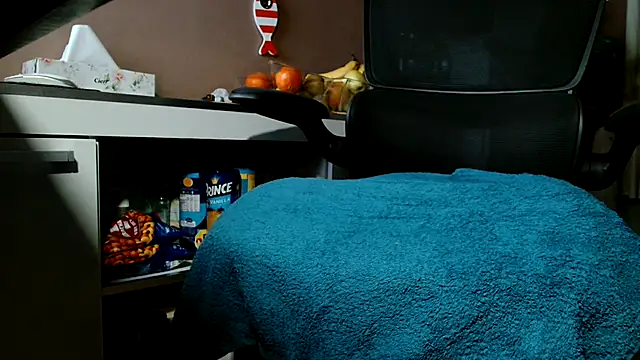 Snapshot of suedel65 chatting on September 30, 3:22 am suedel65 online show from September 30, 3:22 am