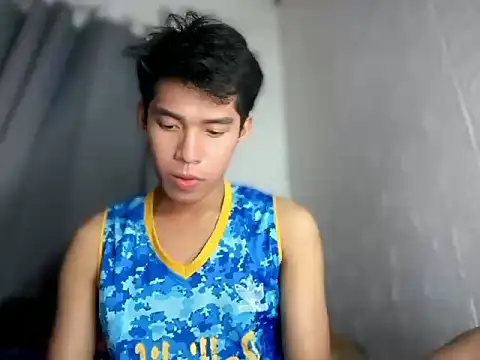 Lightjt04 online show from May 5, 6:16 pm