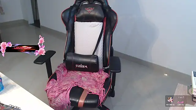 pink-2022 online show from June 20, 6:44 pm