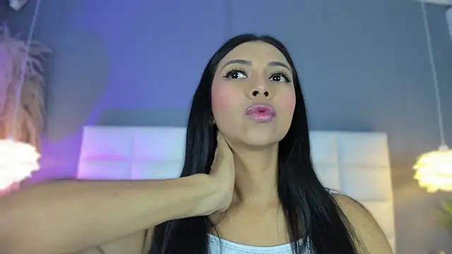  BunnyNaugthy online show from April 21, 10:45 pm