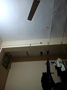 Desi Londa 143 online show from February 5, 1:37 am