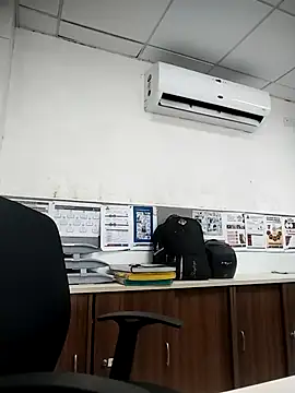 Desi Londa 143 online show from October 14, 4:46 am