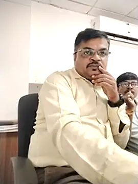 Desi Londa 143 online show from April 18, 10:41 am