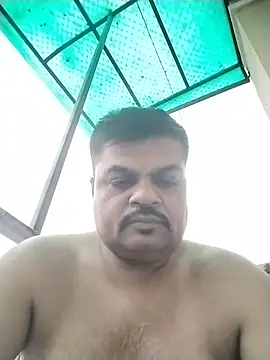 Snapshot of Desi_Londa_143 chatting on June 1, 12:23 am Desi Londa 143 online show from June 1, 12:23 am