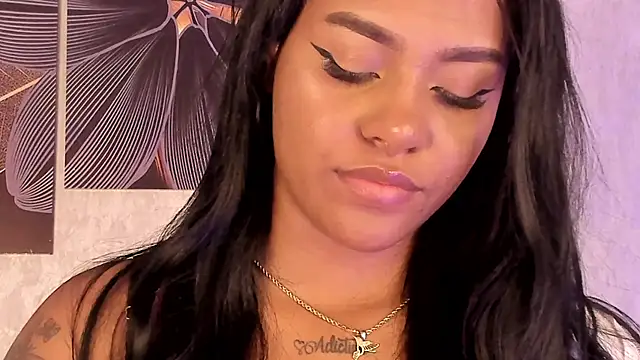 Snapshot of Emma_Morgann chatting on December 6, 11:44 am Emma Morgann online show from December 6, 11:44 am