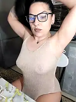 Snapshot of hot-babygirl chatting on March 5, 12:59 am hot-babygirl online show from March 5, 12:59 am