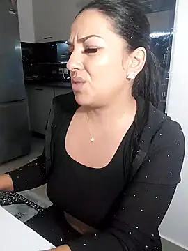 Snapshot of hot-babygirl chatting on October 23, 7:23 pm hot-babygirl online show from October 23, 7:23 pm