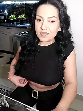 hot-babygirl online show from March 1, 6:43 pm