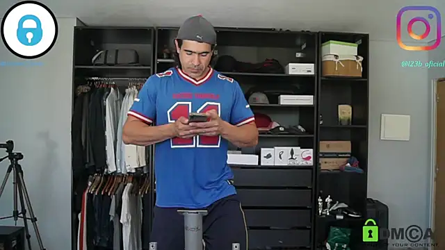 samricci21 online show from March 30, 10:27 am