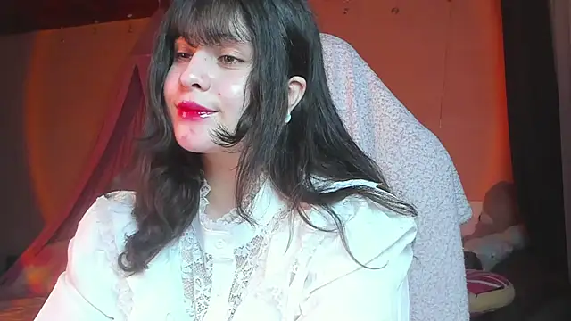 Snapshot of Renooh chatting on March 6, 1:37 am Renooh online show from March 6, 1:37 am