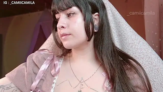 Snapshot of Renooh chatting on November 2, 1:19 am Renooh online show from November 2, 1:19 am