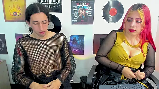 Snapshot of shelby__hotshoww chatting on January 15, 5:05 pm shelby hotshoww online show from January 15, 5:05 pm