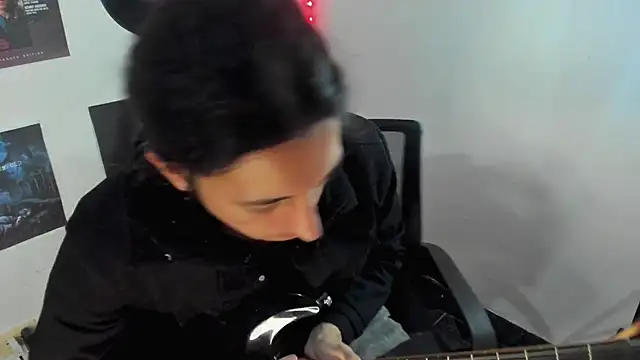 Snapshot of shelby__hotshoww chatting on February 8, 10:51 pm shelby hotshoww online show from February 8, 10:51 pm