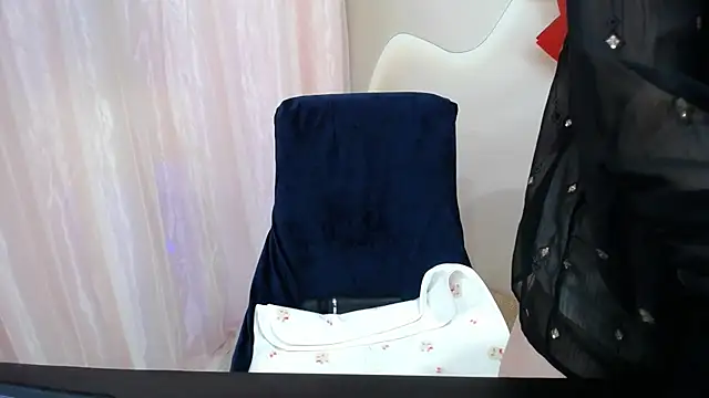 Snapshot of Leiershery chatting on October 29, 1:19 am Leiershery online show from October 29, 1:19 am