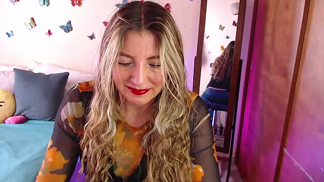 Jolie-Mature online show from January 2, 8:35 pm