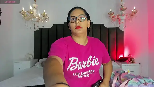 DanielleEvans  online show from September 10, 11:43 am