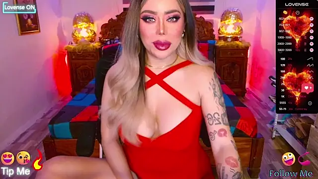 Snapshot of Magnificent_Goddess chatting on October 5, 5:06 am Magnificent Goddess online show from October 5, 5:06 am