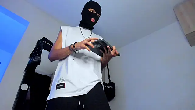 Samuel Suarez online show from November 8, 2:12 am