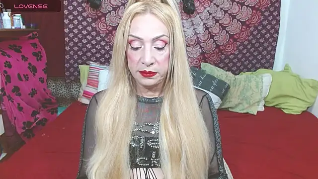 elena evans online show from February 8, 7:49 pm