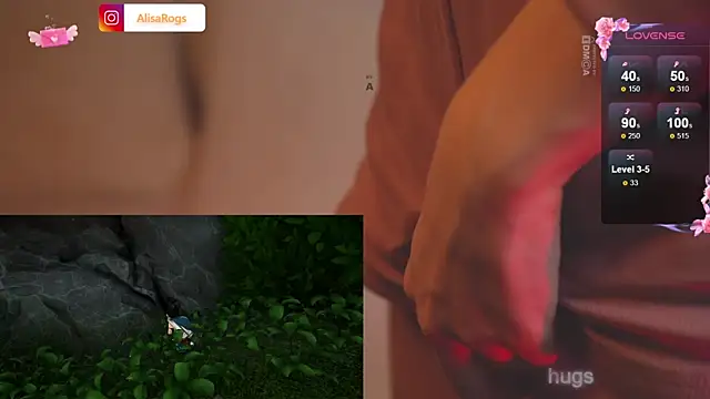 Snapshot of AlisaRogs chatting on March 15, 12:36 am AlisaRogs online show from March 15, 12:36 am