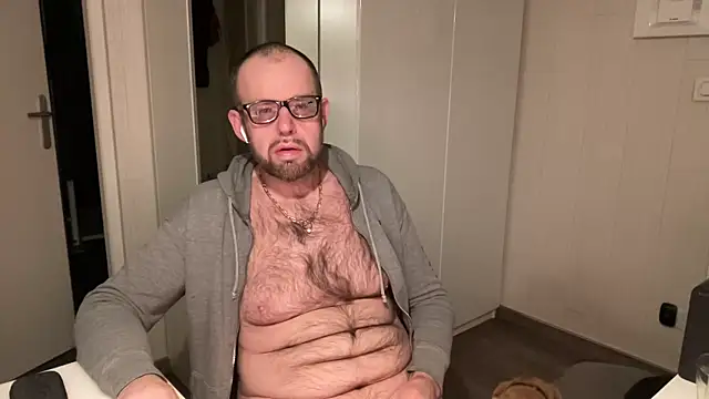 FABIOGLASSES online show from November 24, 11:48 pm