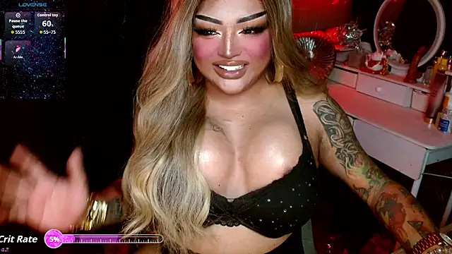 Snapshot of TiffanyWolf chatting on July 3, 12:00 pm TiffanyWolf online show from July 3, 12:00 pm
