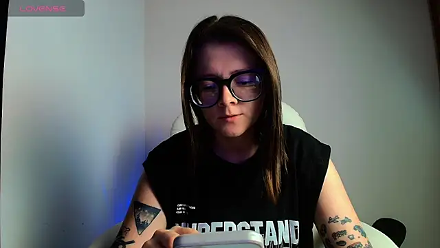 Snapshot of Arya_starrk chatting on February 19, 2:44 pm Arya starrk online show from February 19, 2:44 pm