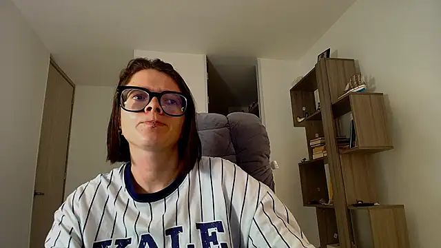 Arya starrk online show from November 10, 2:16 pm