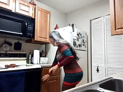 Snapshot of EvaRobinson chatting on January 21, 3:32 pm EvaRobinson online show from January 21, 3:32 pm