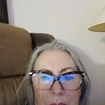 Snapshot of EvaRobinson chatting on October 28, 11:18 pm EvaRobinson online show from October 28, 11:18 pm