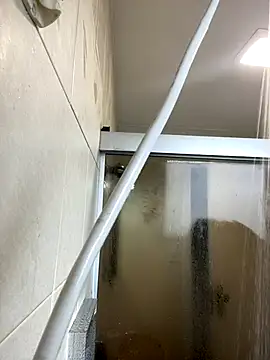 melaniepatterson online show from December 3, 6:28 pm