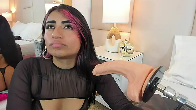 Snapshot of AntoniaRoss_ chatting on February 22, 8:20 pm AntoniaRoss  online show from February 22, 8:20 pm