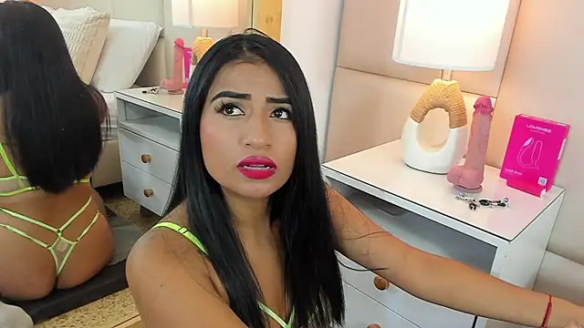 AntoniaRoss  online show from April 20, 12:08 pm