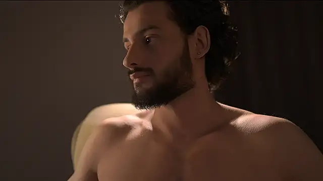 Keen   Luckystrike online show from April 9, 6:13 am