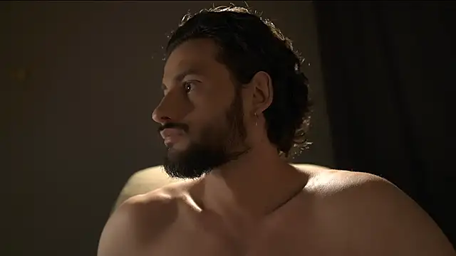 Keen   Luckystrike online show from April 21, 5:28 pm