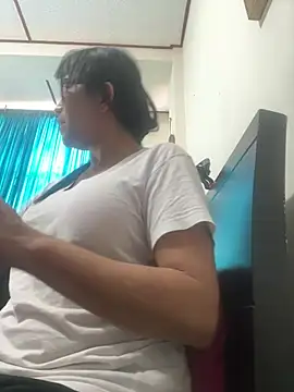 Snapshot of kelly_dirty_ chatting on March 2, 7:02 pm kelly dirty  online show from March 2, 7:02 pm