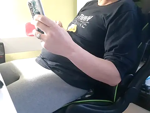 feathersify online show from October 21, 6:36 am