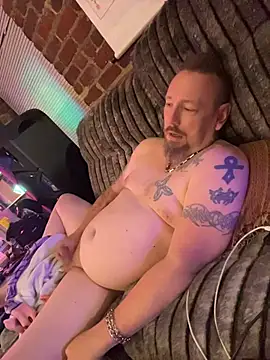 Snapshot of Littledick007007 chatting on July 8, 5:45 am Littledick007007 online show from July 8, 5:45 am