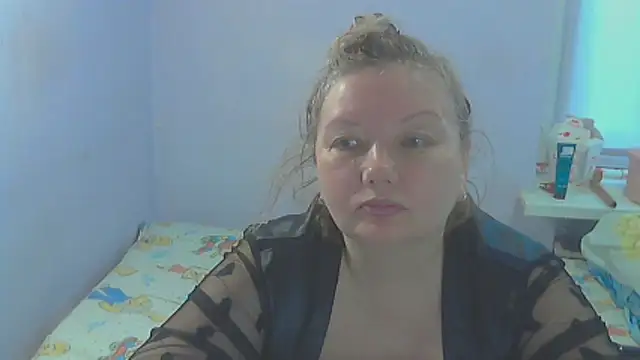 Snapshot of Lusi-777 chatting on April 10, 10:20 am Lusi-777 online show from April 10, 10:20 am