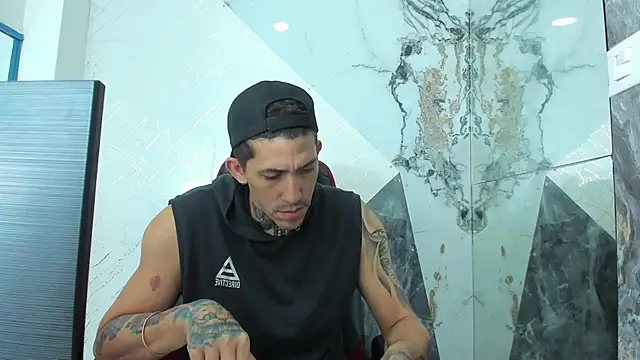 yeckodream online show from November 15, 9:32 pm