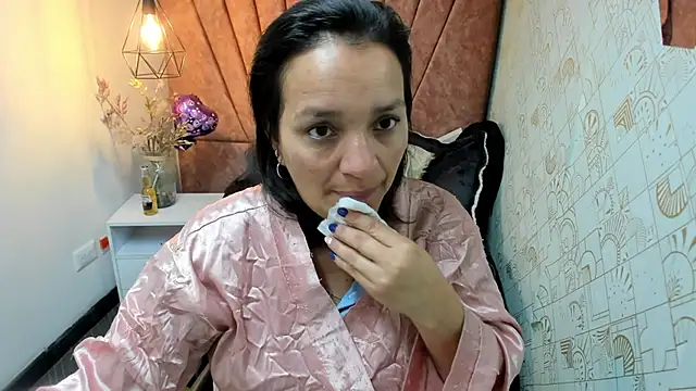 MarilynMiilf  online show from November 14, 8:02 am